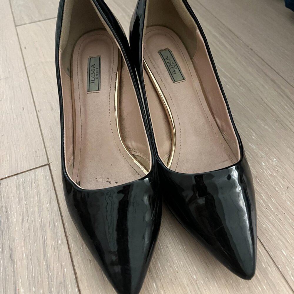 Patent Leather Black Pumps Size 6